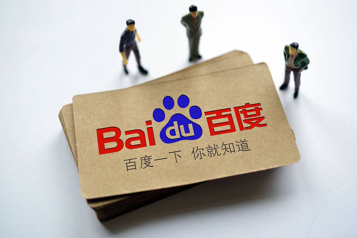 雷火竞技官网app下载安装小酒窝和爸爸妈妈关系都很好